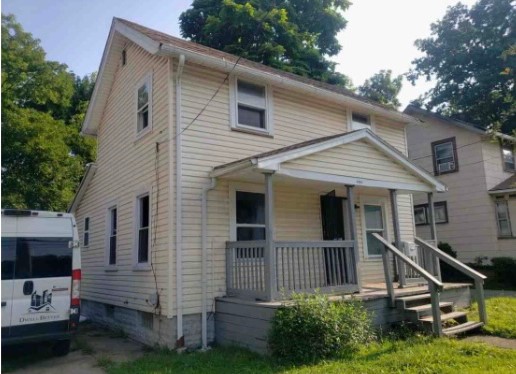 Investment Opportunity: Tenant-Occupied 3 Bedroom Home
